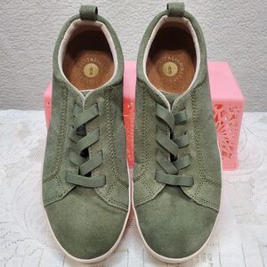 Revitalign Women's 8.5 B Orthotic/Orthopedic Malibu Misty Olive Tennis Shoes NEW